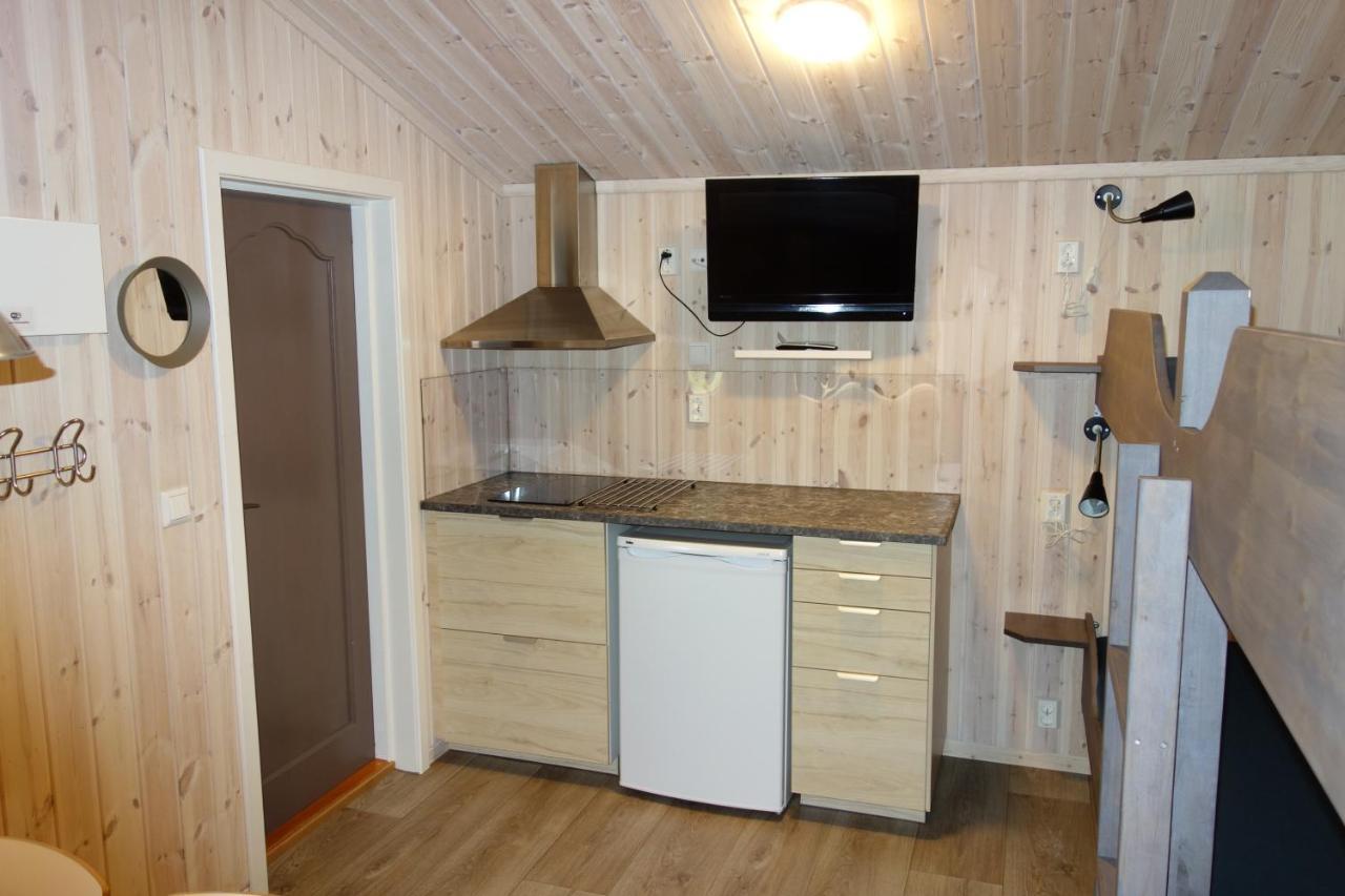 Roste Hyttetun Og Camping Os (Hedmark) 外观 照片
