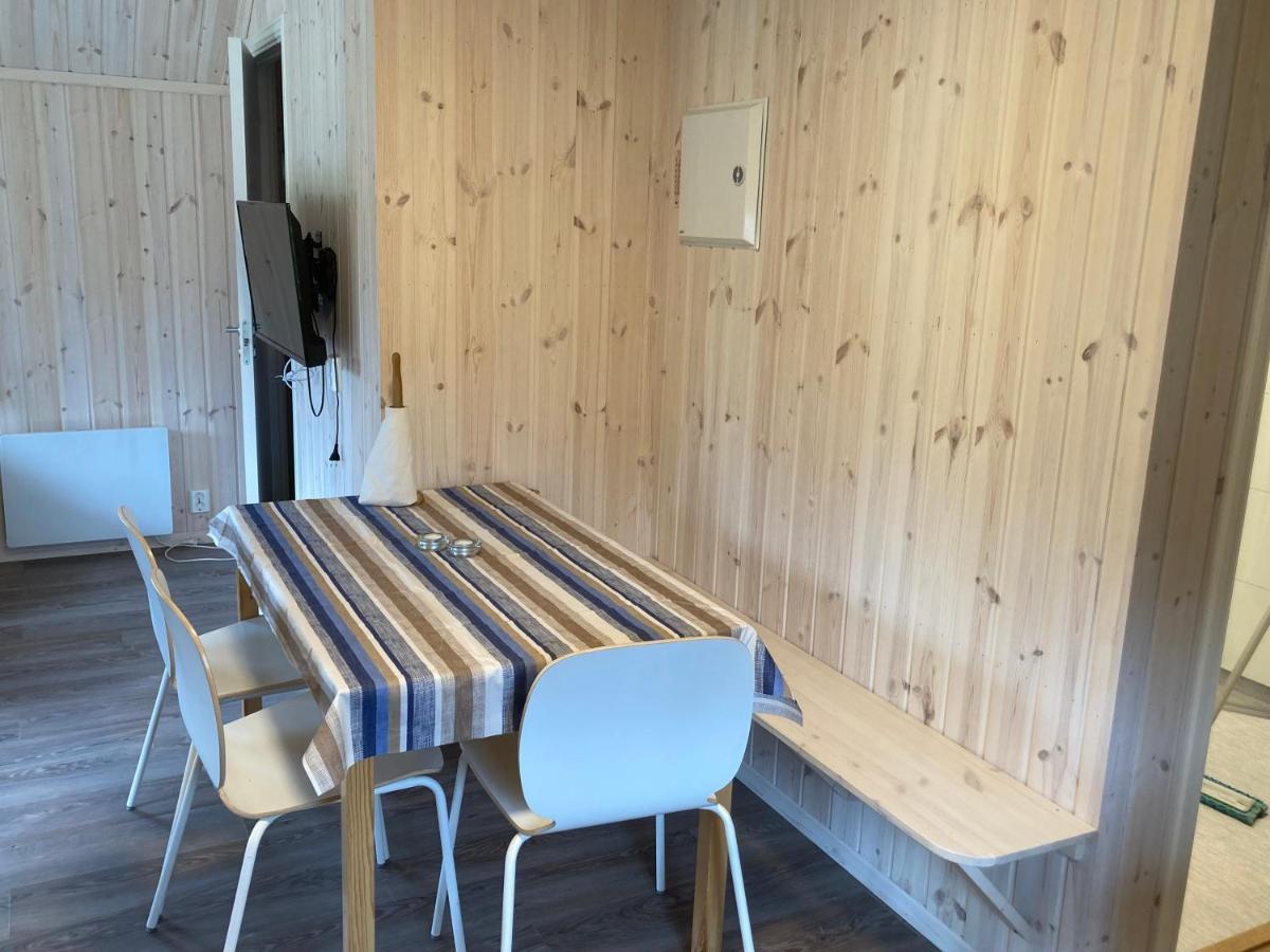 Roste Hyttetun Og Camping Os (Hedmark) 外观 照片
