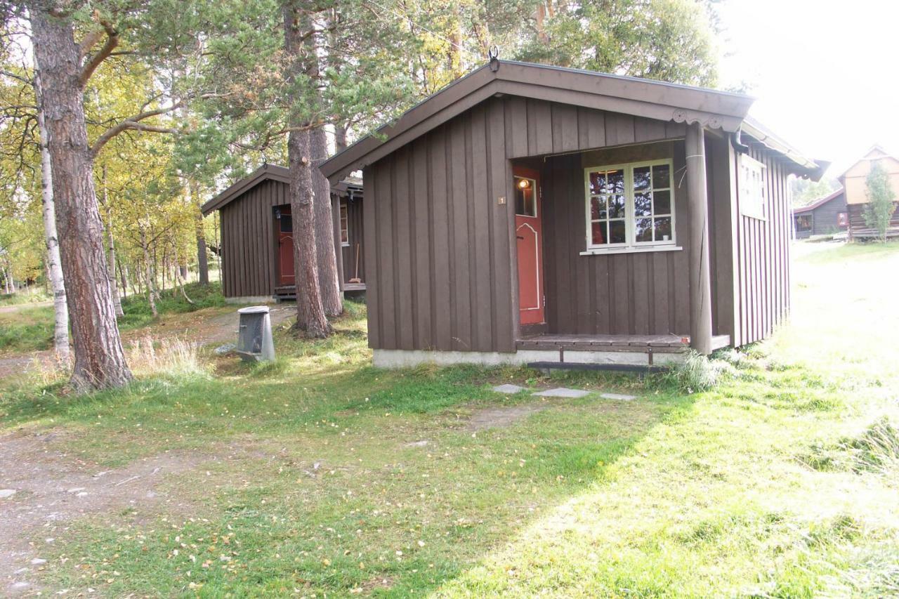 Roste Hyttetun Og Camping Os (Hedmark) 外观 照片